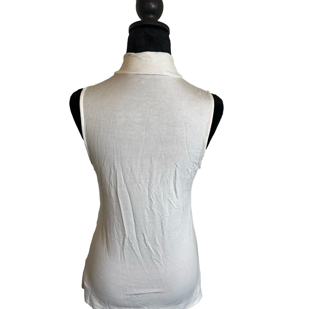 Express White Sleeveless Turtleneck - Picture 2 of 3